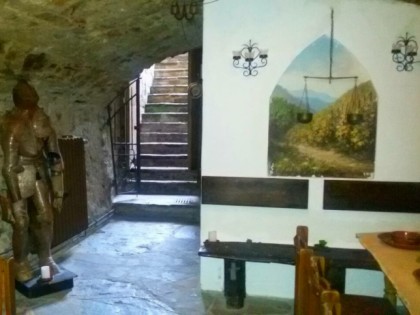 照片: Burg Adenbach